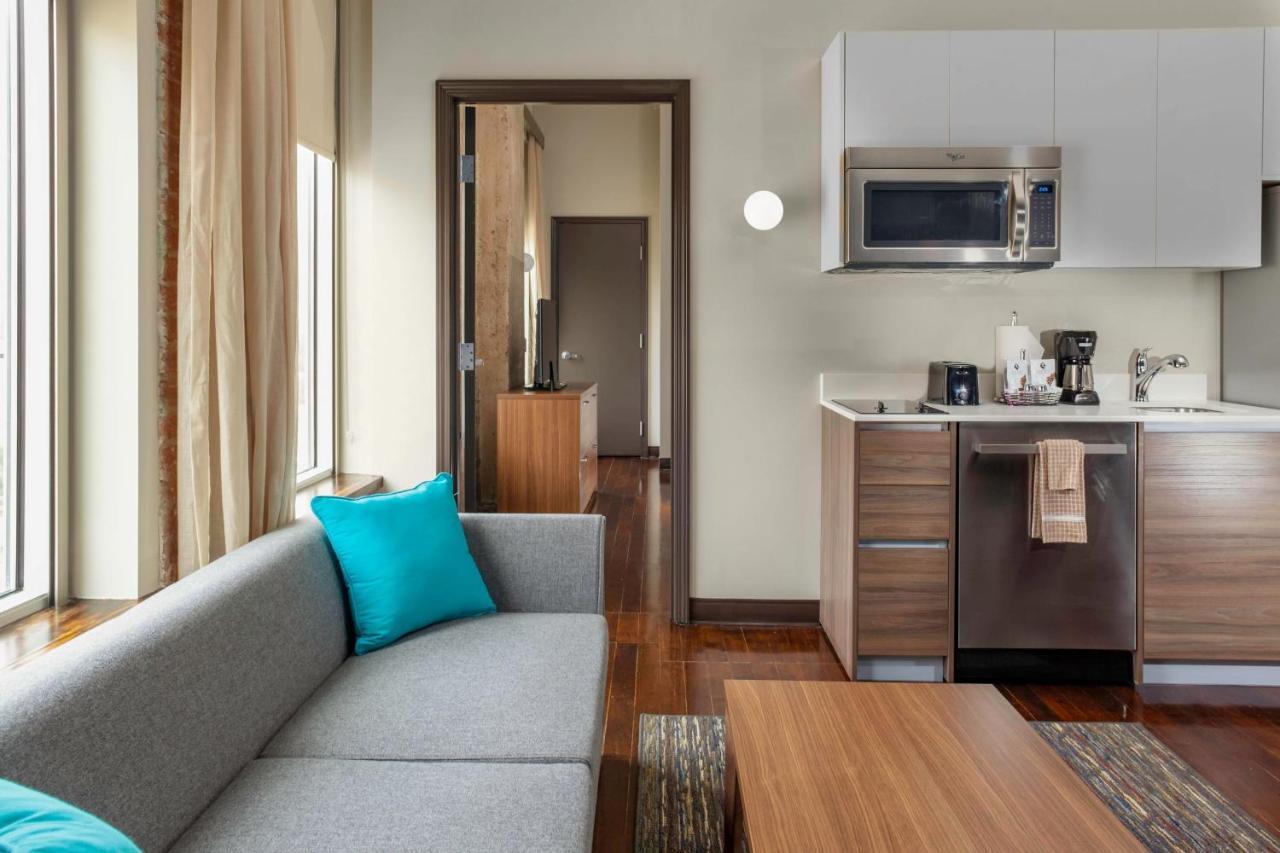 Towneplace Suites By Marriott Dallas Downtown Extérieur photo