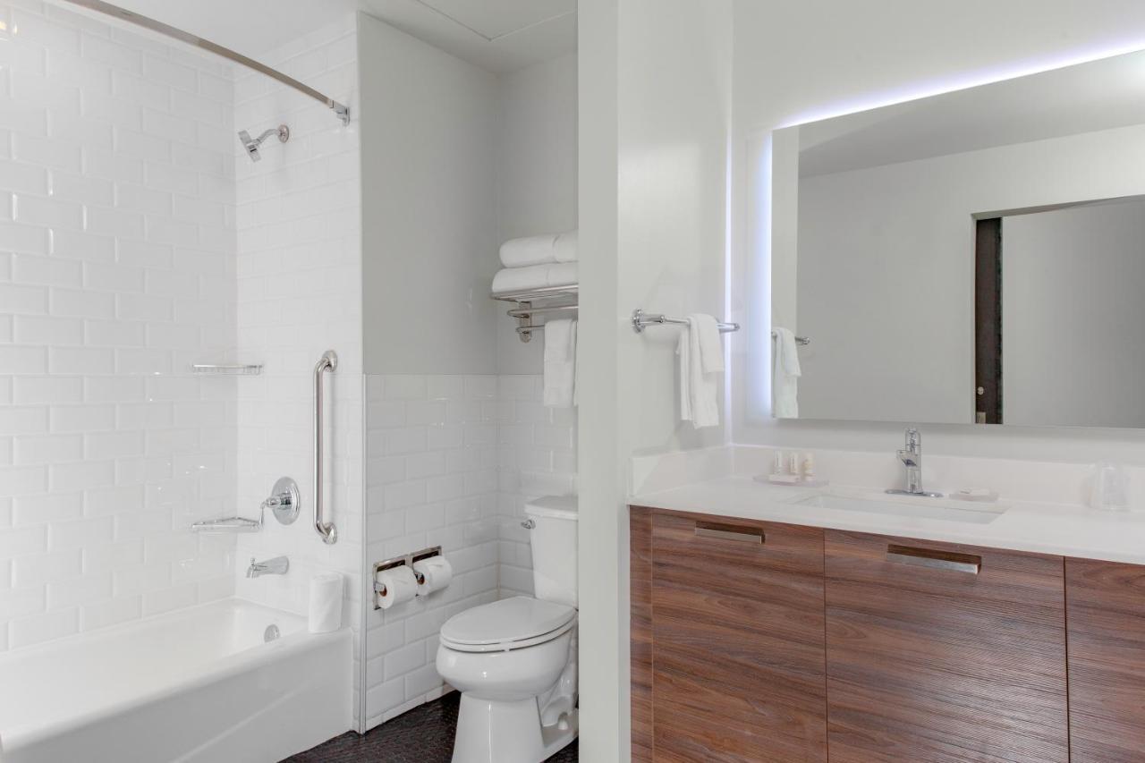 Towneplace Suites By Marriott Dallas Downtown Extérieur photo